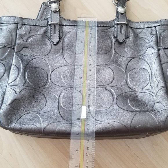 Vintage Coach Leather purse - metallic grey - Picture 11 of 12